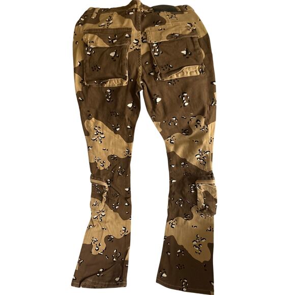 THRT Above The Rest Camo Pants Size 28 - Picture 2 of 4